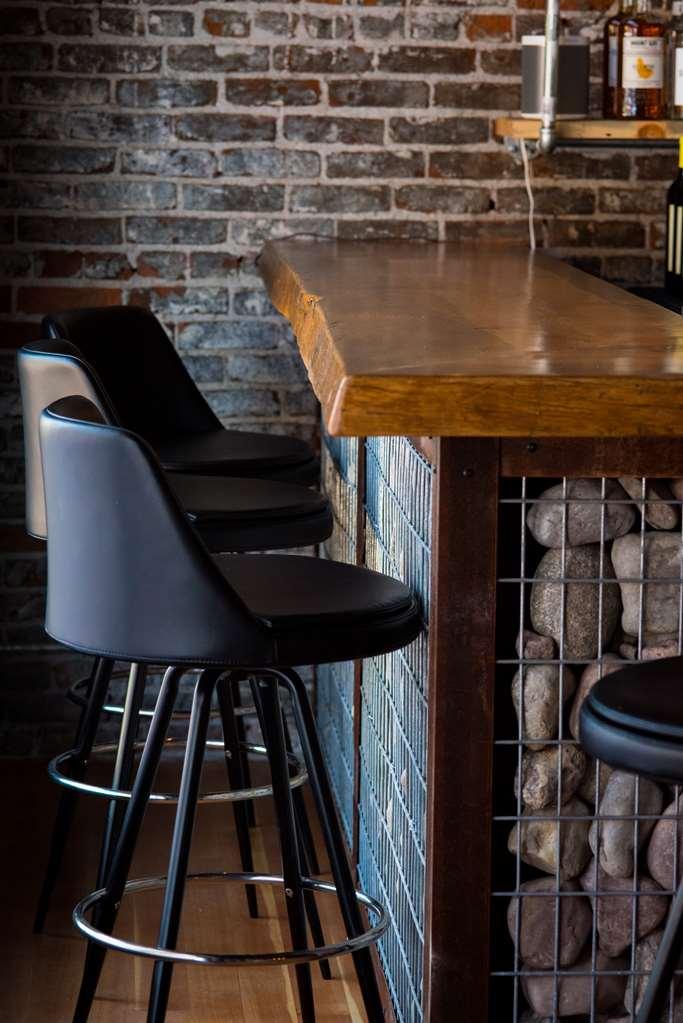 Scp Redmond Hotel Restaurant photo